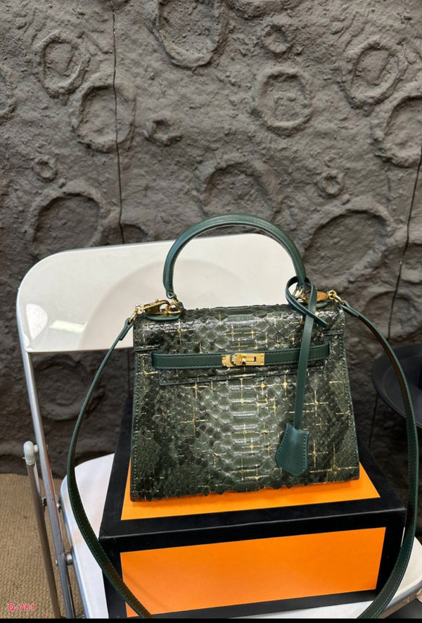 Hermes مع علبة وشهادة