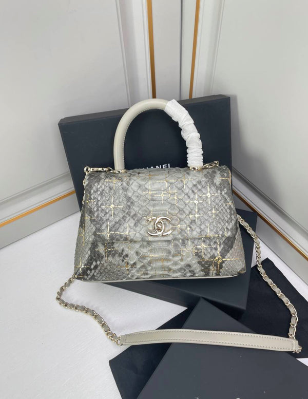 Chanel مع علبة وشهادة